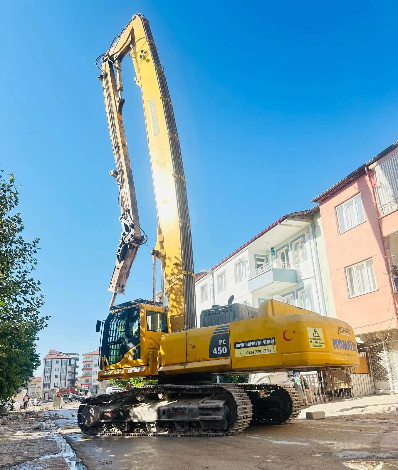 İstanbul Kaya Yıkım - Uzun Erişimli Makas ve Yıkım - İSTANBUL / Ümraniye