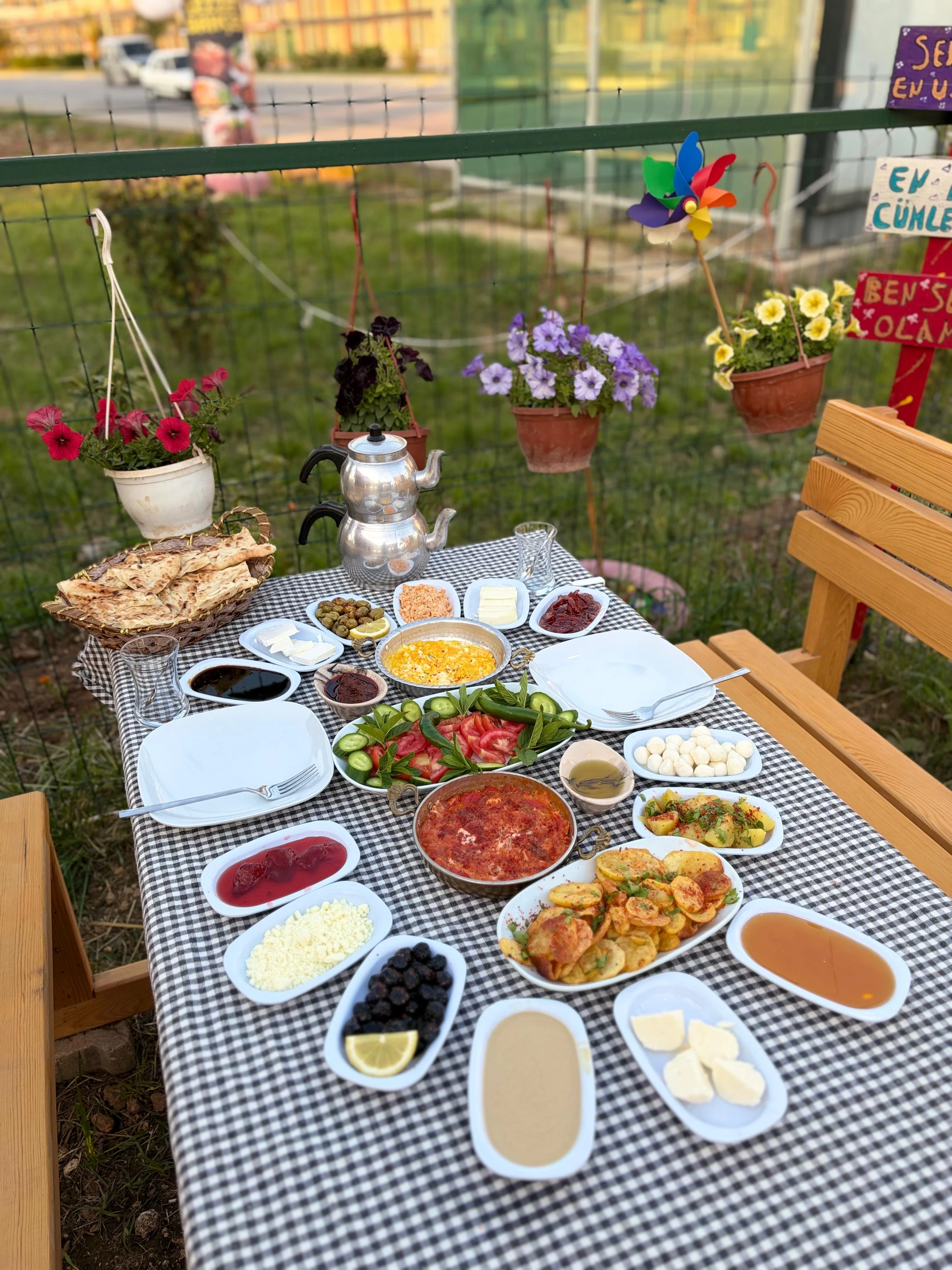 Lezzet Bahçesi Tömük - MERSİN / Erdemli